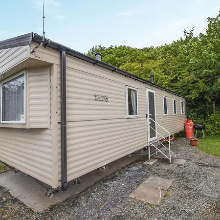 Coastal Comfort Apartment